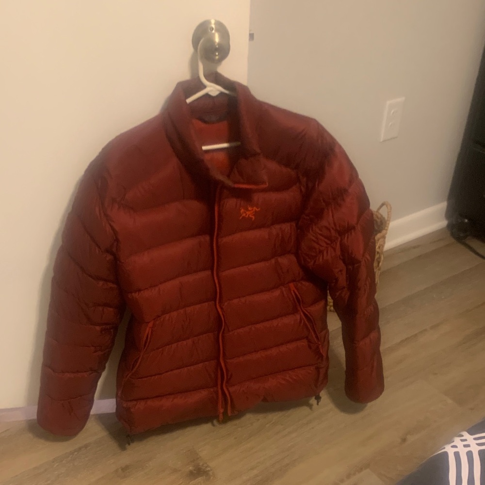 Arc'teryx CERIUM SV Burgundy Puffer Jacket
